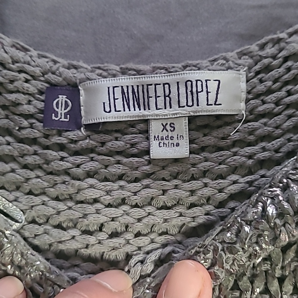 Sweater - Picture 4 of 4